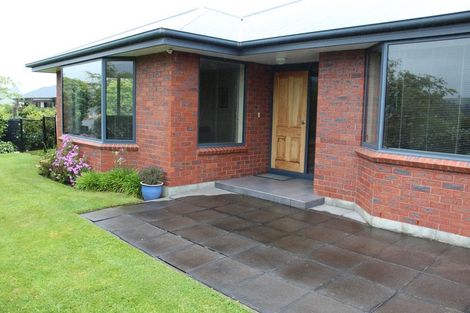 Photo of property in 4 Sunninghurst Drive, Fairfield, Dunedin, 9018