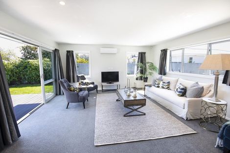 Photo of property in 16a Pembroke Street, Taradale, Napier, 4112