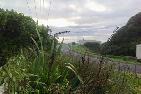 Photo of property in 1 Beach Road, Mokau, 4376