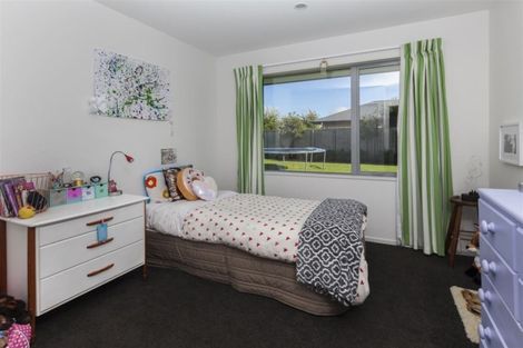 Photo of property in 47 Oakwood Drive, Rangiora, 7400