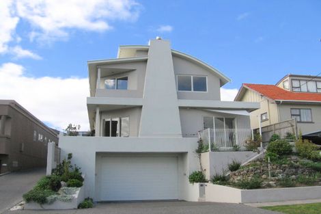 Photo of property in 29 Pitau Road, Mount Maunganui, 3116