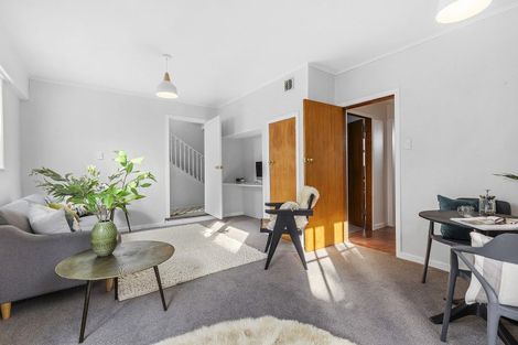 Photo of property in 8 Friend Street, Karori, Wellington, 6012