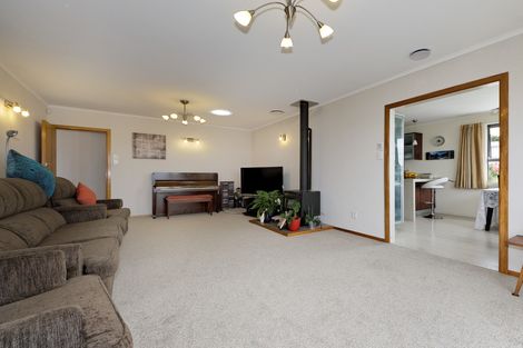 Photo of property in 53 Ellis Avenue, Mount Roskill, Auckland, 1041