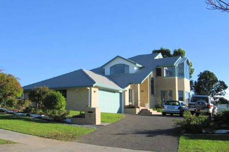 Photo of property in 5 Rakaia Rise, Clover Park, Auckland, 2019