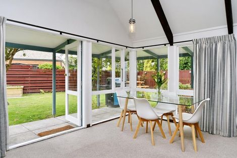 Photo of property in 2/4 Egmont Place, Bishopdale, Christchurch, 8051