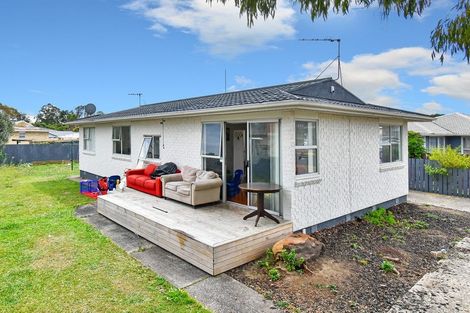 Photo of property in 18 Orly Avenue, Mangere, Auckland, 2022