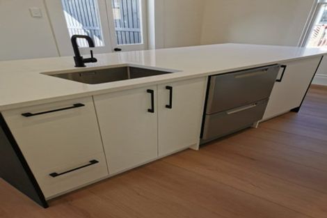 Photo of property in 4/141 Colwill Road, Massey, Auckland, 0614