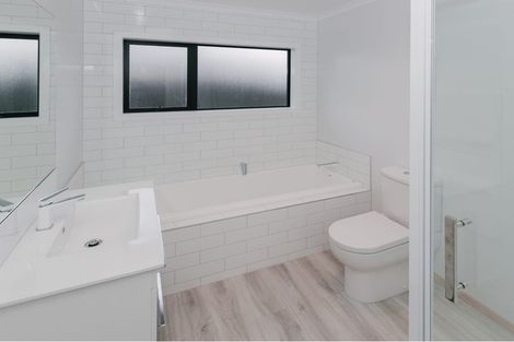 Photo of property in 5a Anglesey Place, Awapuni, Palmerston North, 4412