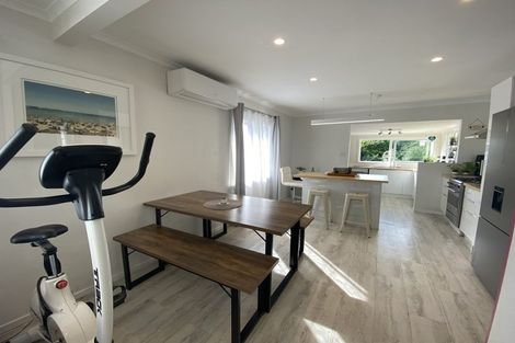 Photo of property in 19 Tahi Terrace, Glen Eden, Auckland, 0602