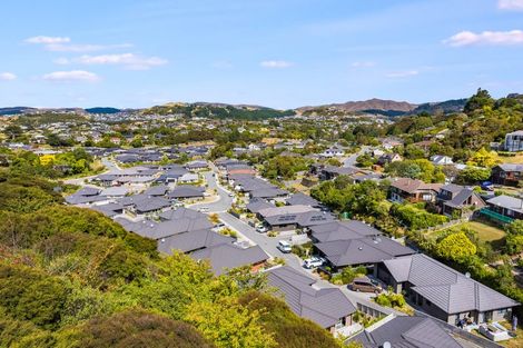 Photo of property in 34 Mooring Close, Whitby, Porirua, 5024