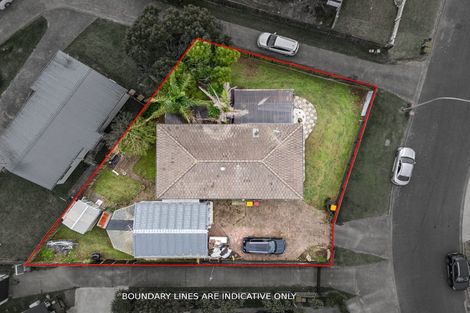 Photo of property in 13 Melleray Place, Randwick Park, Auckland, 2105