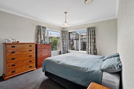 Photo of property in 82 Effingham Street, North New Brighton, Christchurch, 8083