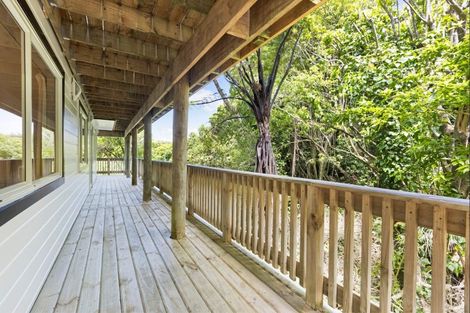 Photo of property in 51b Maungaraki Road, Korokoro, Lower Hutt, 5012