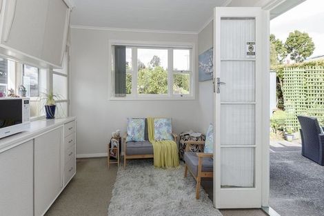 Photo of property in 19 Blease Street, New Lynn, Auckland, 0600