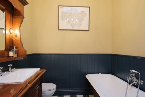 Photo of property in 19 Middleton Road, Kew, Dunedin, 9012