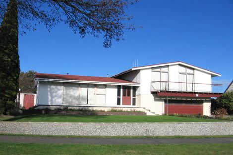 Photo of property in 18 Terry Crescent, Milson, Palmerston North, 4414