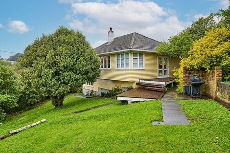 Photo of property in 17 Chew Place, Ranui, Porirua, 5024