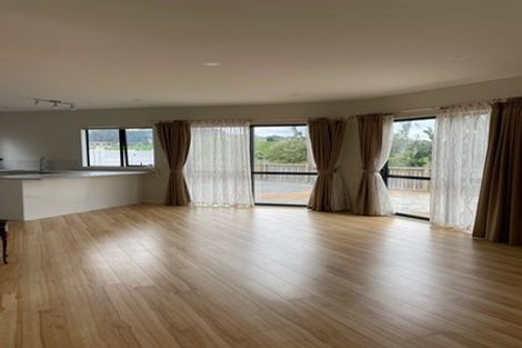 Photo of property in 14/79 Ranfurly Road, Alfriston, Auckland, 2105