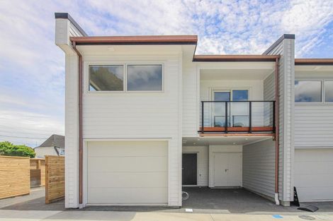 Photo of property in 1/7 Grays Road, Plimmerton, Porirua, 5026