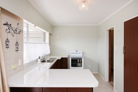 Photo of property in 12a Cecil Place, Cloverlea, Palmerston North, 4412