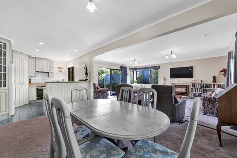 Photo of property in 5 Ruskin Place, Westown, New Plymouth, 4310