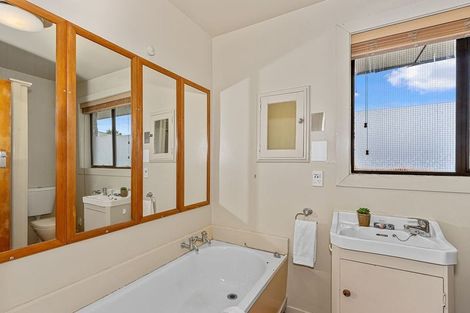 Photo of property in 1/9 Geraldine Street, Edgeware, Christchurch, 8013