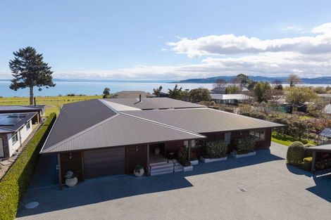 Photo of property in 12 Mahuta Road, Waitahanui, Taupo, 3378