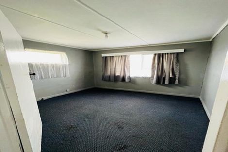 Photo of property in 2/25 York Road, Papatoetoe, Auckland, 2104