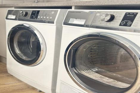 Photo of property in 217 Tripoli Road, Point England, Auckland, 1072