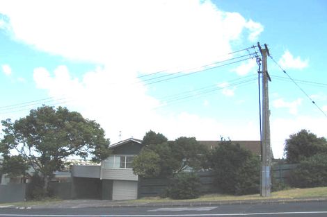 Photo of property in 1 Sycamore Drive, Sunnynook, Auckland, 0620