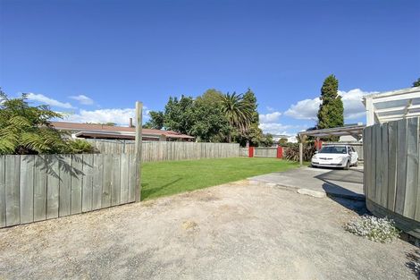 Photo of property in 23 Robinson Avenue, Holdens Bay, Rotorua, 3010