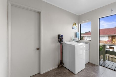 Photo of property in 133a Vodanovich Road, Te Atatu South, Auckland, 0610