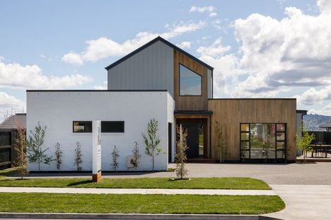 Photo of property in 56 Tironui Drive, Taradale, Napier, 4112