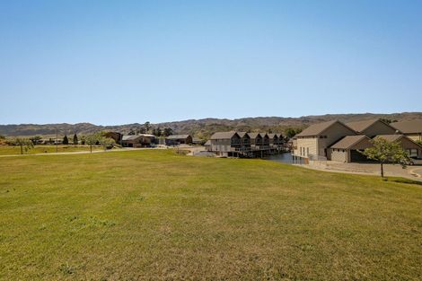 Photo of property in 11 Perriam Place, Mount Pisa, Cromwell, 9383