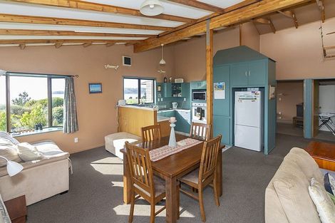 Photo of property in 2 Worcester Street, Hampden, 9410