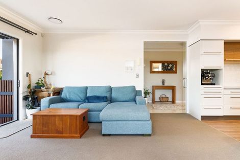 Photo of property in 28 Rexford Heights, Pyes Pa, Tauranga, 3112