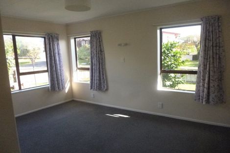 Photo of property in 1/22 Anaru Street, Raumati Beach, Paraparaumu, 5032