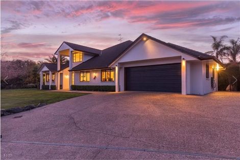 Photo of property in 20 Regis Lane, Flat Bush, Auckland, 2019