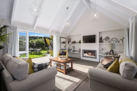 Photo of property in 62 Montgomery Crescent, Kinloch, Taupo, 3377