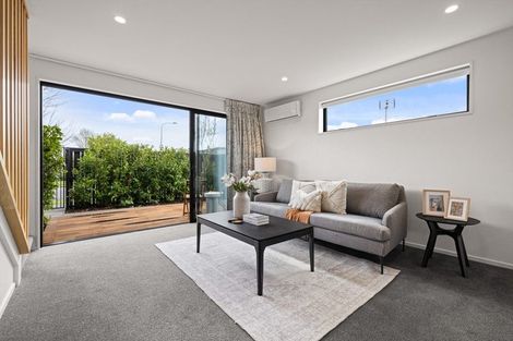 Photo of property in 52a Picton Avenue, Riccarton, Christchurch, 8011