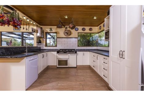 Photo of property in 12 Moreland Place, Mapua, 7005