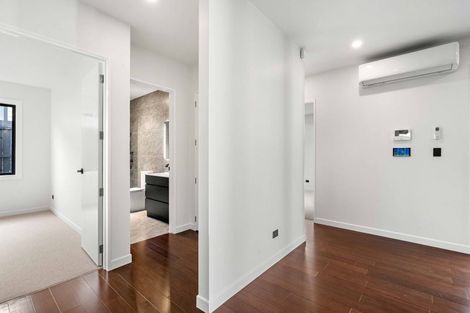 Photo of property in 29 Cara Avenue, Kumeu, 0810