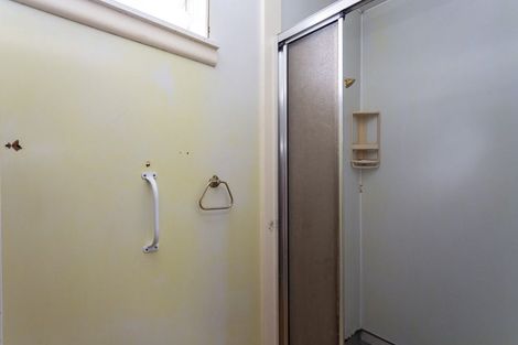 Photo of property in 8 Wadeley Road, Ilam, Christchurch, 8041