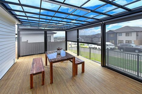 Photo of property in 1 Aklander Rise, Flat Bush, Auckland, 2019