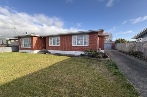 Photo of property in 144 Liverpool Street, Levin, 5510