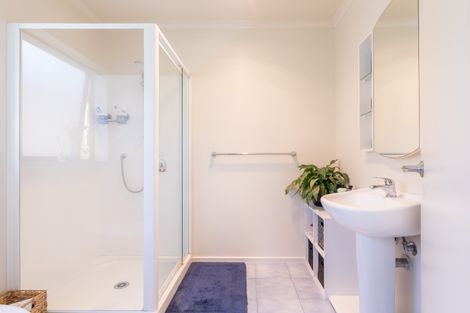 Photo of property in 22 Pyrite Street, Westgate, Auckland, 0614