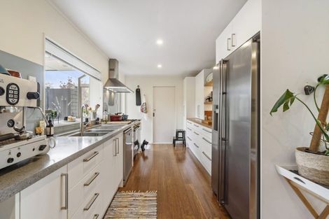 Photo of property in 41 Waimoko Glen, Swanson, Auckland, 0612