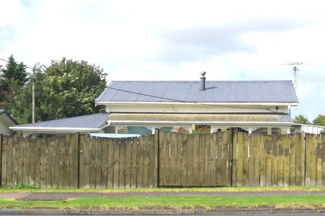 Photo of property in 1/62 Metcalfe Road, Ranui, Auckland, 0612