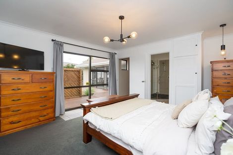 Photo of property in 18a Berkley Avenue, Hillcrest, Hamilton, 3216