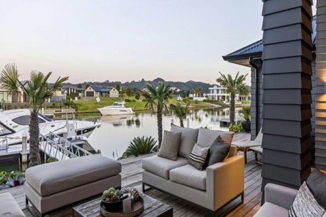 Photo of property in 13 Awatea Drive, Whitianga, 3510